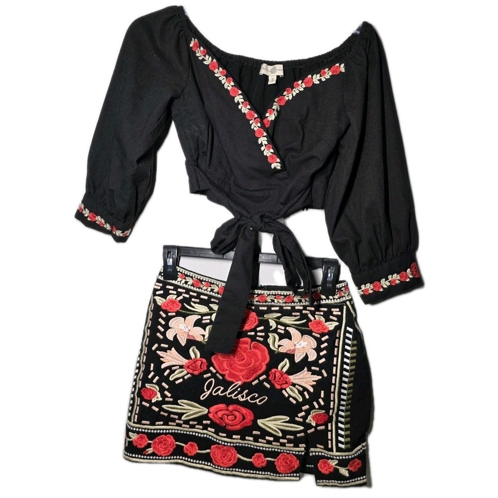 La Herencia Rosalinda Set Jalisco Size Small Skirt And Blouse Embroidered